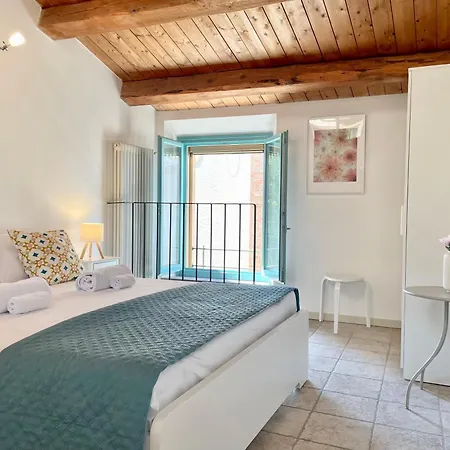 Nel Cuore Di Santarcangelo - Casa Bellaere Apartman